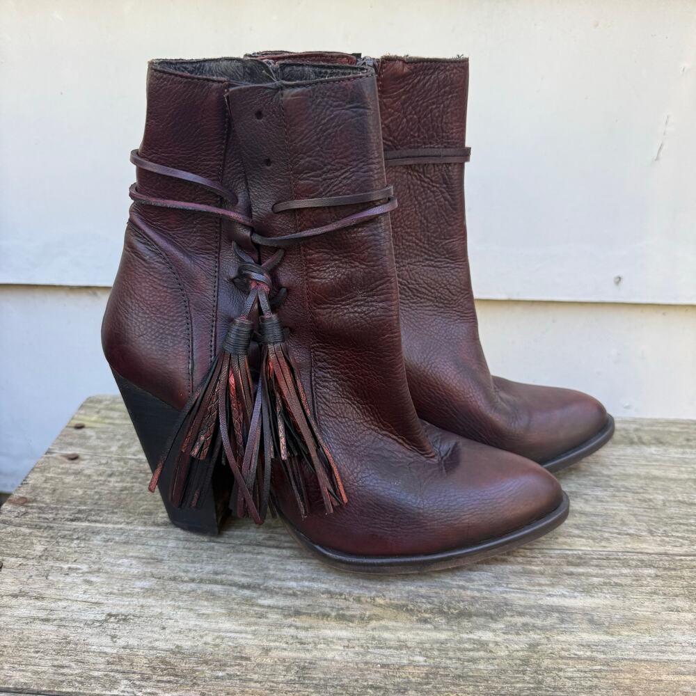 Charles David Yani Heeled Leather Fringe Tassel Mahogany Leather Boots Booties 9